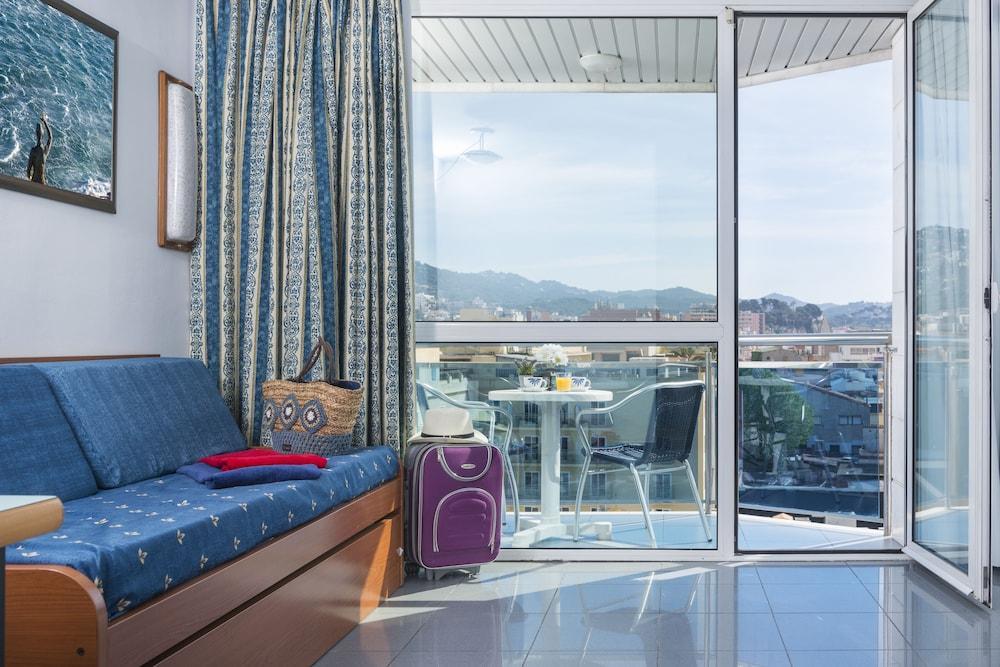 Apartaments Blau Lloret de Mar Dış mekan fotoğraf