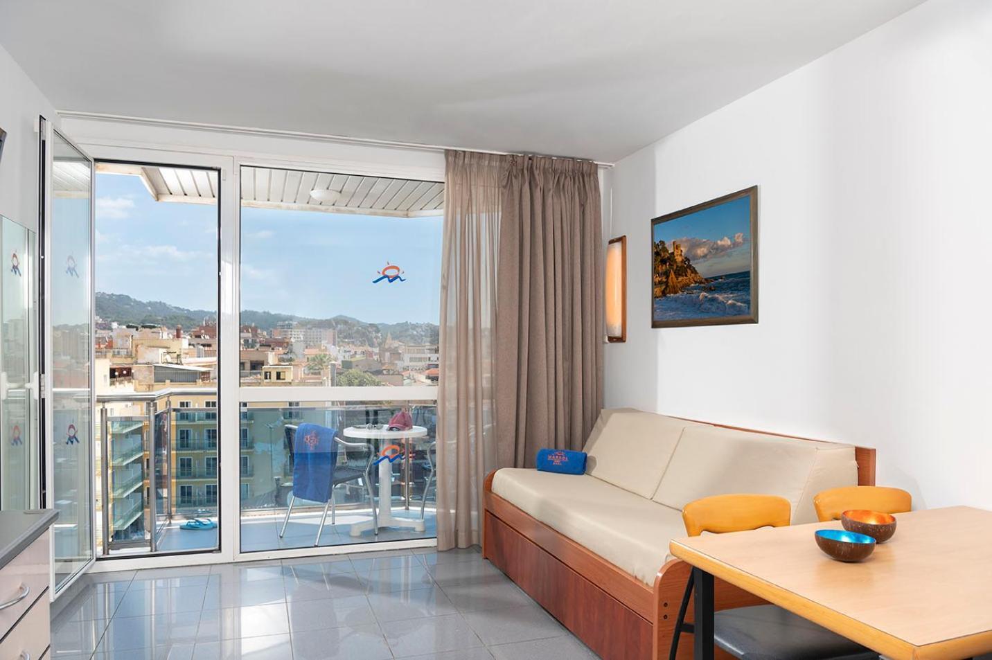 Apartaments Blau Lloret de Mar Dış mekan fotoğraf