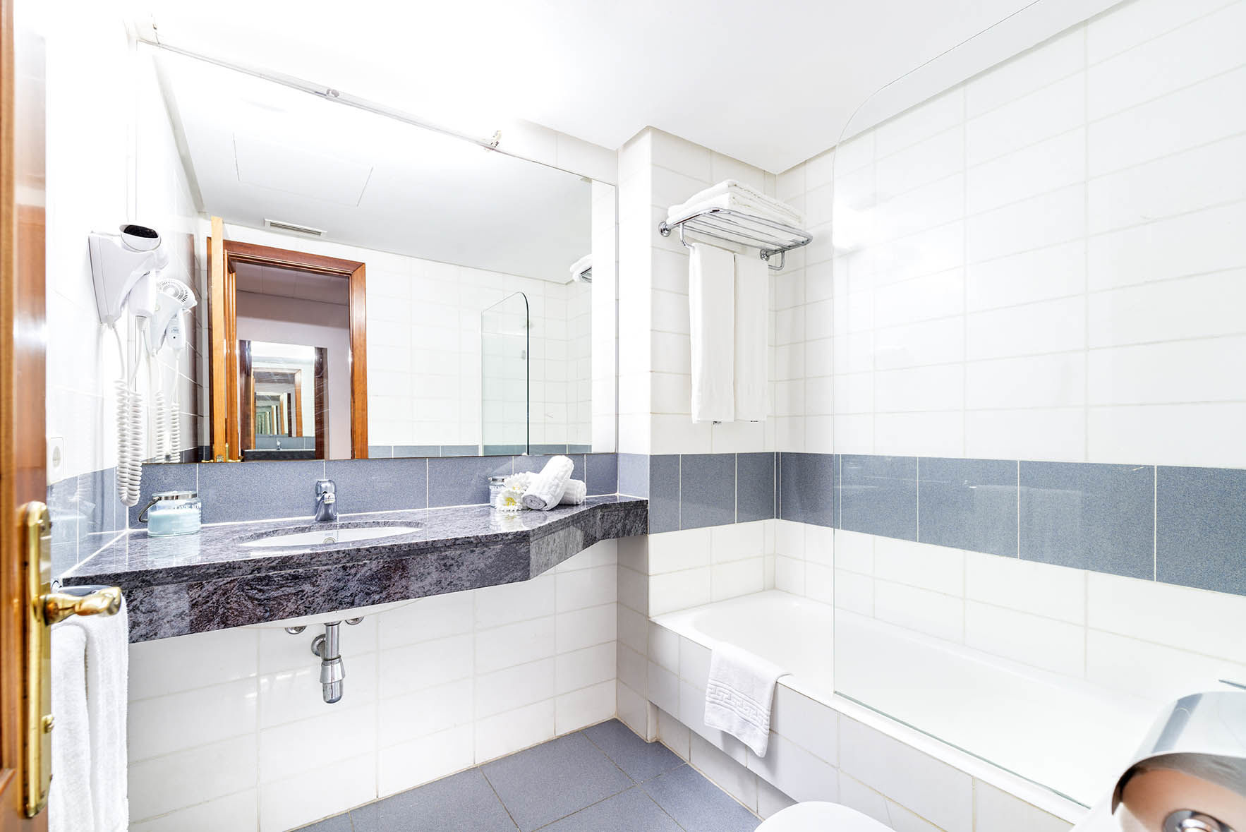 Apartaments Blau Lloret de Mar Oda fotoğraf