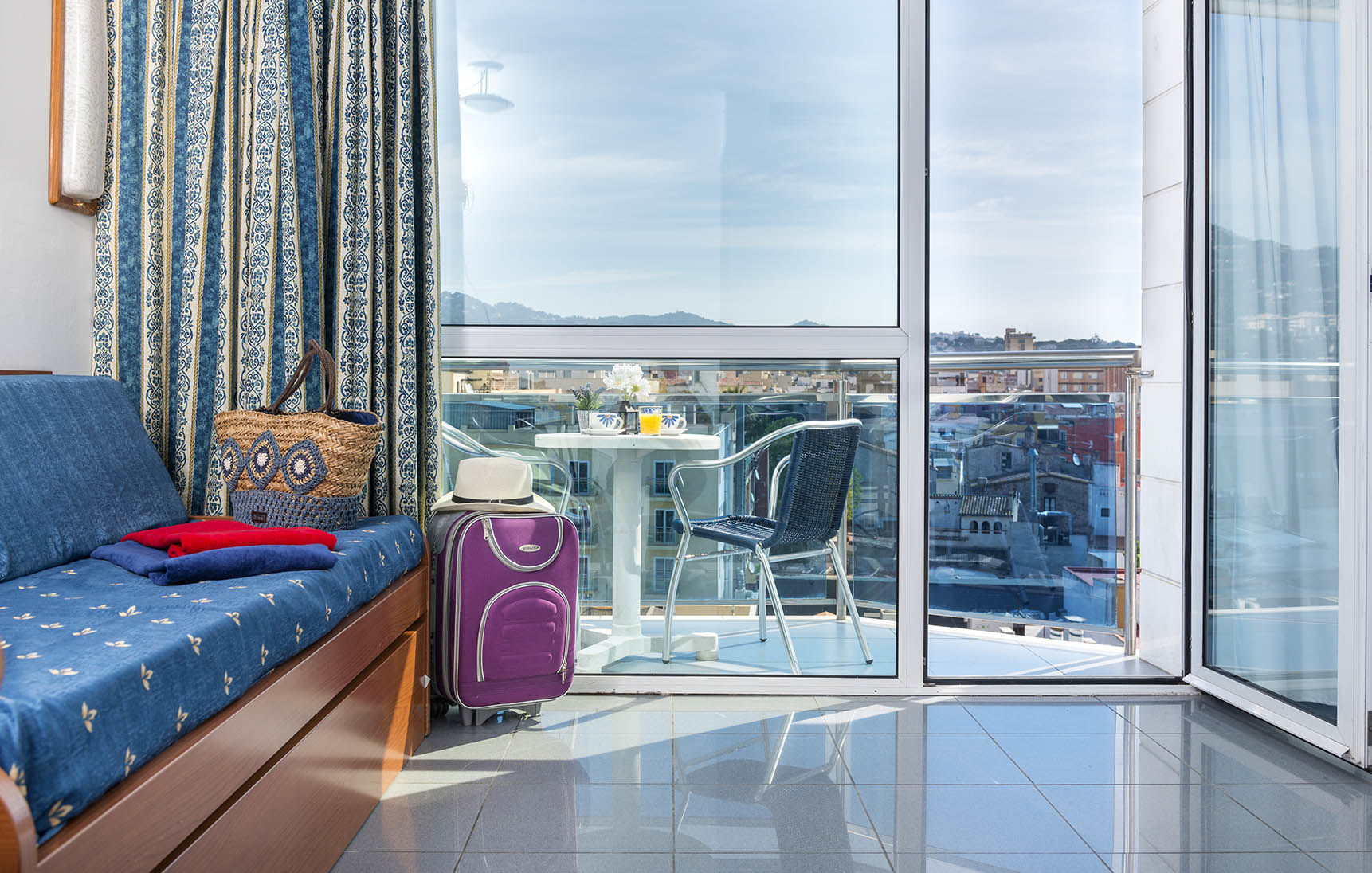 Apartaments Blau Lloret de Mar Oda fotoğraf